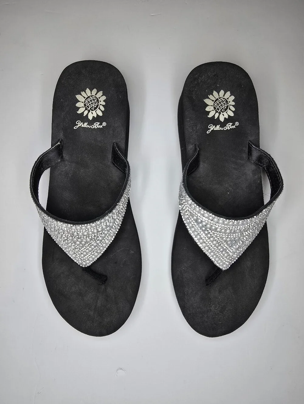 Yellow Box Carine Black Rhinestone Wedge Sandal Flip Flops Size 9 Leather Upper - Picture 2 of 5